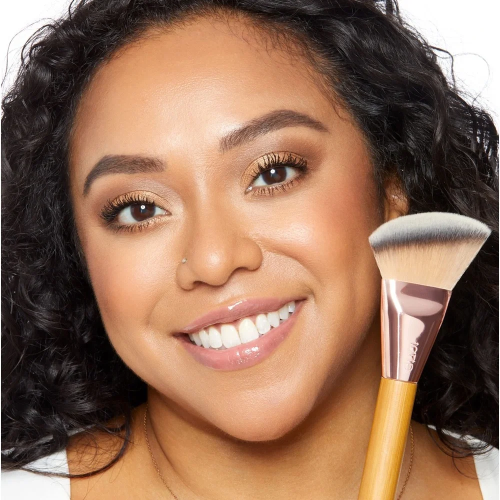 Tarte Cheek Lifter Brush